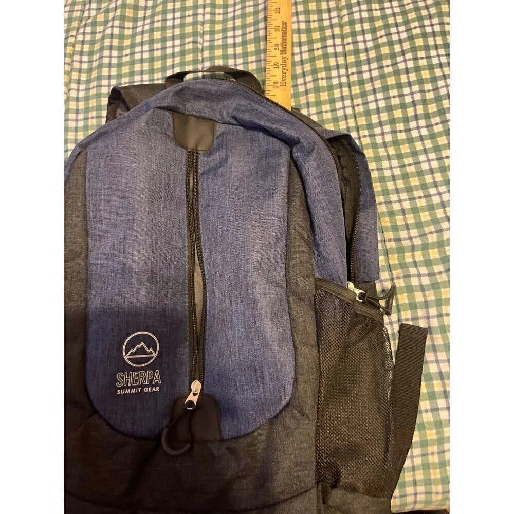 Sherpa Summit Gear Black and Blue Zippered Backpack NWOT 17 1/2 X 12